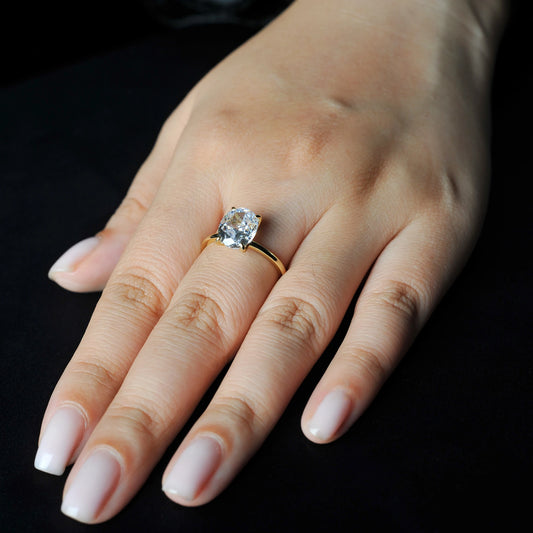 Éclat Éternel – Bague Ovale en Argent Sterling 925 & Zircone